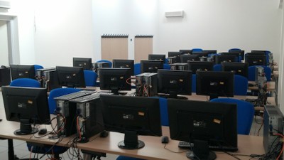 aula_29_posti_2.jpg aula_29_posti_2.jpg